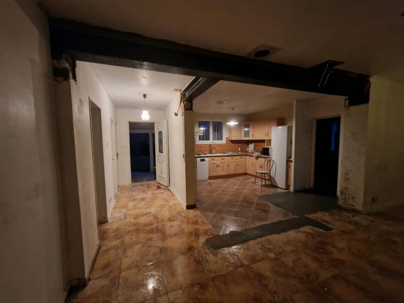 Démolition de deux murs porteurs avec pose d’un IPN dans une maison