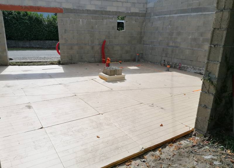 Réalisation d'une dalle en béton pas chère et sur mesure à Parentis-en-Born
