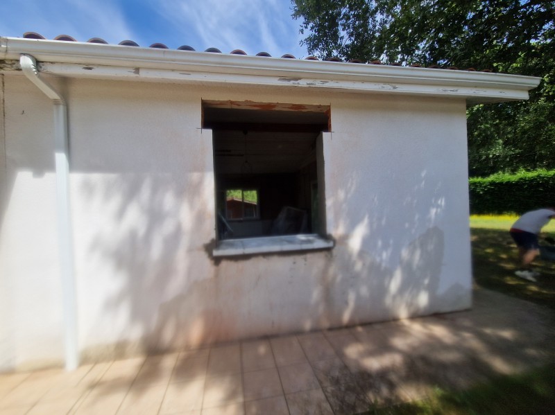 Rénovation avec isolation ITE pour une maison située à Pontenx-les-Forges par un maçon