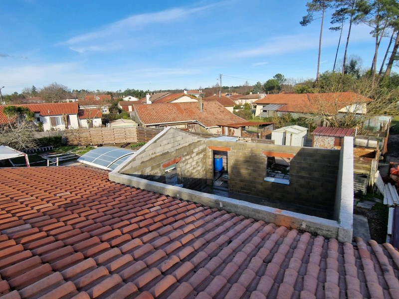 Comment réaliser un agrandissement de garage en parpaing à Saint-Paul-en-Born