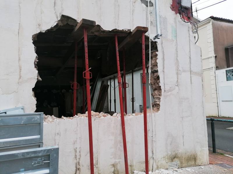 Création d'une ouverture dans un mur en pierre à La Teste-de-Buch