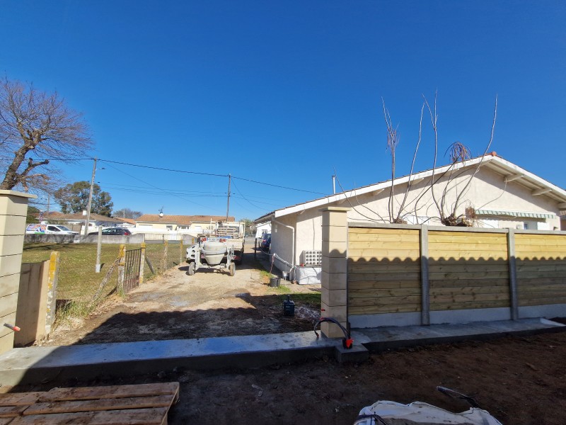 Réalisation d’un seuil de portail sur une propriété située à Gujan-Mestras