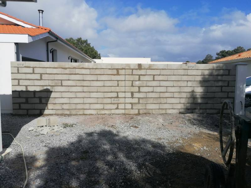 Comment rénover une clôture à Bicarrosse ?