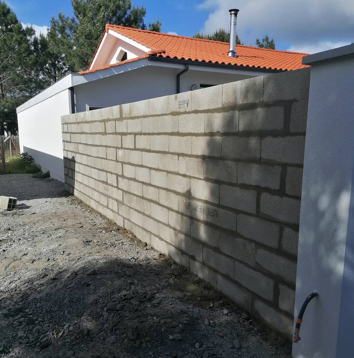 Comment rénover un muret à Biscarrosse ?