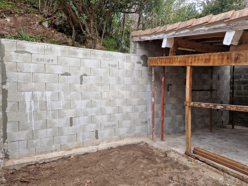 Réalisation d'un mur de soutènement sur un garage situé à Arcachon par Pierrick Thebault