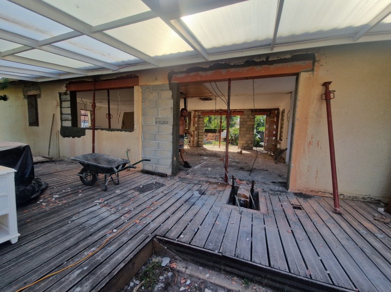 Rénovation complète pour métamorphoser une maison ancienne à Sanguinet par un expert